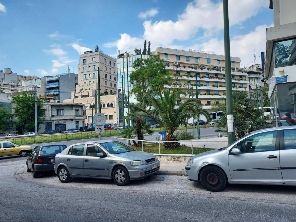 Acropolis Metro Station Flat 2 Appartement Athene Buitenkant foto